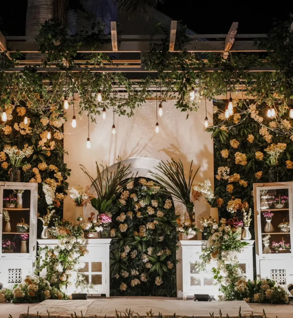 Best Glasshouse and Farmhouse in Delhi & Gurgaon