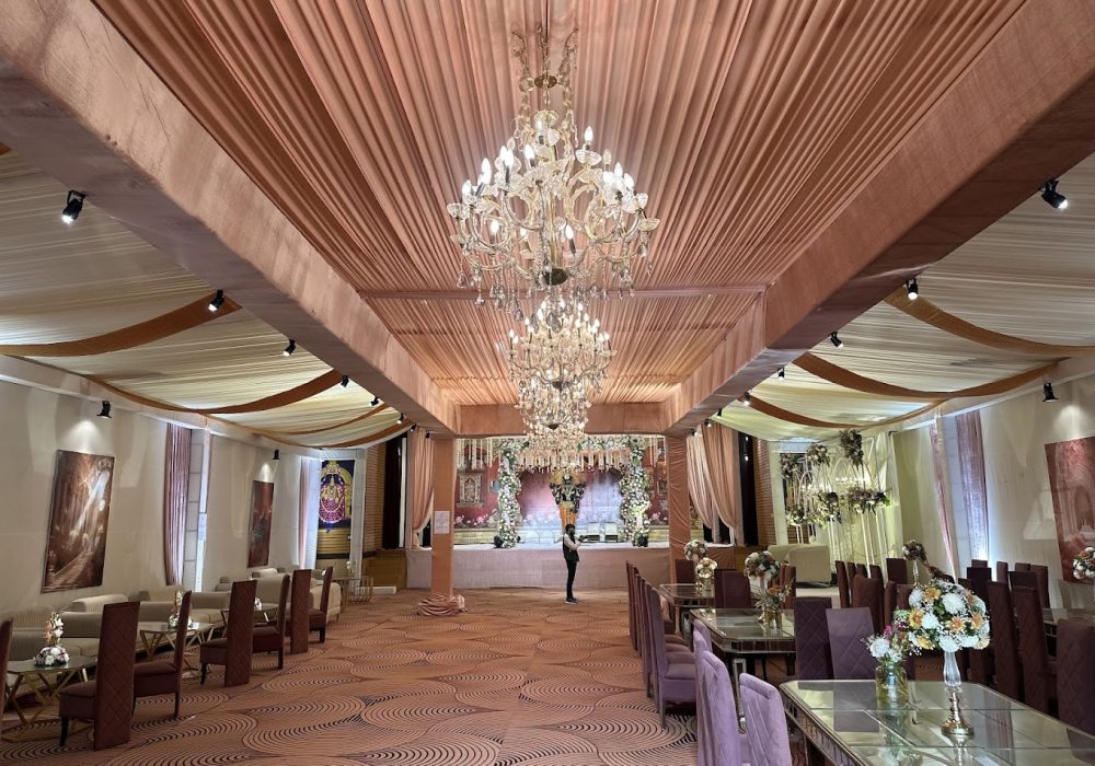 Banquet Hall in Kapashera
